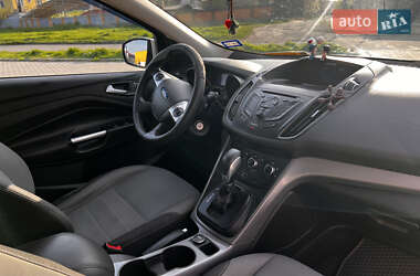 Внедорожник / Кроссовер Ford Escape 2014 в 