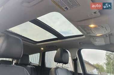 Позашляховик / Кросовер Ford Escape 2014 в 