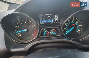 Позашляховик / Кросовер Ford Escape 2014 в 