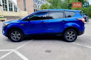 Позашляховик / Кросовер Ford Escape 2019 в 