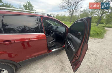 Внедорожник / Кроссовер Ford Escape 2015 в 