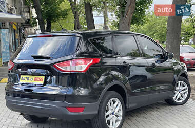 Внедорожник / Кроссовер Ford Escape 2015 в 