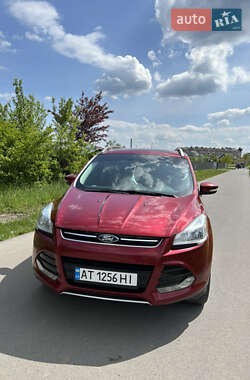 Позашляховик / Кросовер Ford Escape 2015 в Івано-Франківську