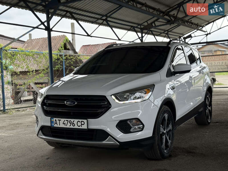 Ford Escape 2017