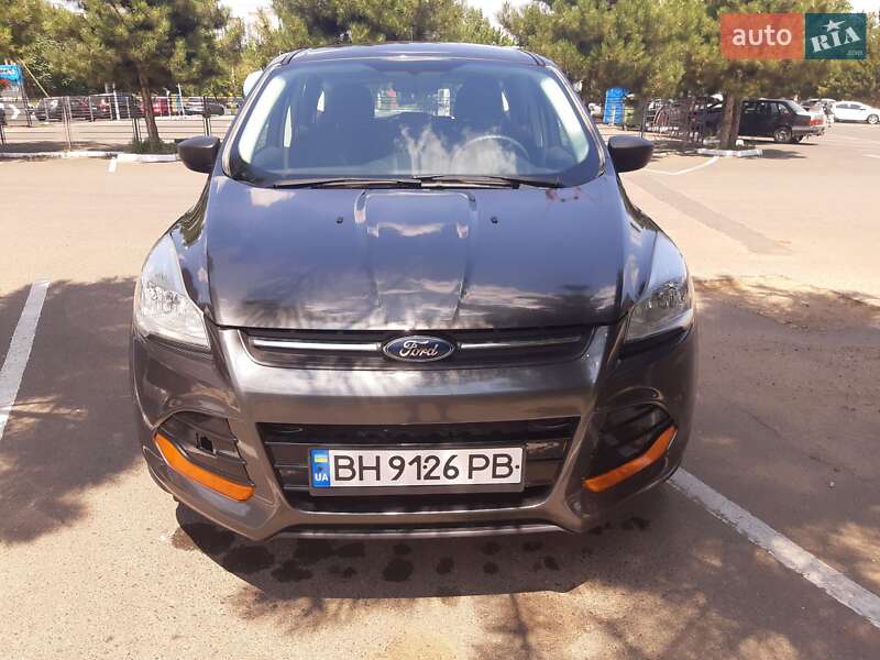Позашляховик / Кросовер Ford Escape 2015 в Одесі