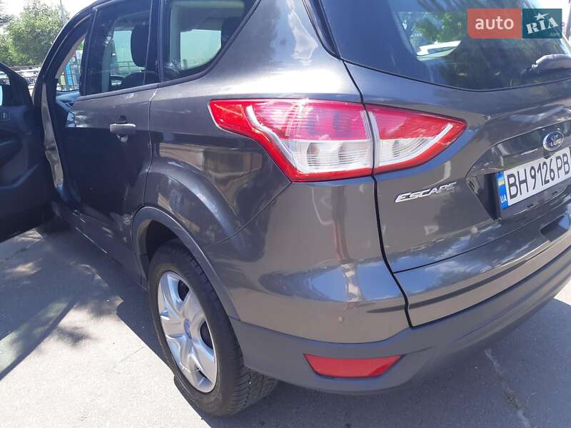 Позашляховик / Кросовер Ford Escape 2015 в Одесі