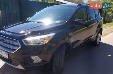Внедорожник / Кроссовер Ford Escape 2018 в Киеве