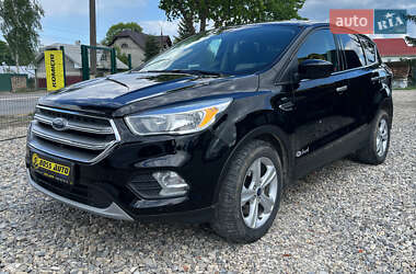 Внедорожник / Кроссовер Ford Escape 2016 в 