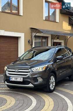 Внедорожник / Кроссовер Ford Escape 2019 в Виннице