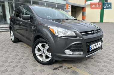 Внедорожник / Кроссовер Ford Escape 2016 в 