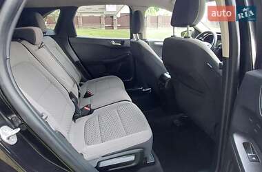 Внедорожник / Кроссовер Ford Escape 2020 в 