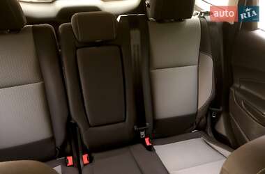 Позашляховик / Кросовер Ford Escape 2018 в 