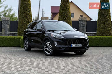 Внедорожник / Кроссовер Ford Escape 2019 в Ивано-Франковске