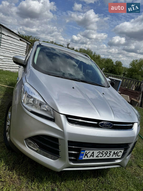 Внедорожник / Кроссовер Ford Escape 2015 в Киеве