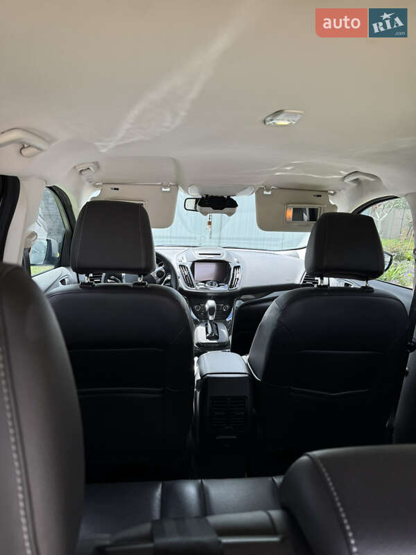 Внедорожник / Кроссовер Ford Escape 2015 в Киеве