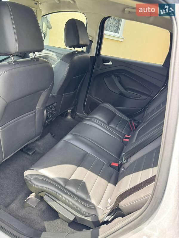Внедорожник / Кроссовер Ford Escape 2015 в Фастове