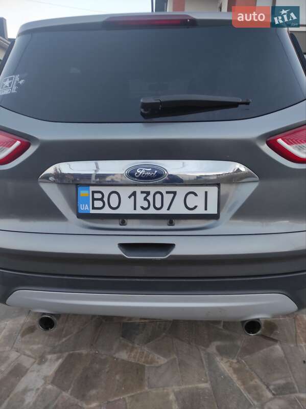 Внедорожник / Кроссовер Ford Escape 2013 в Тернополе