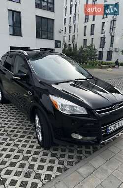 Внедорожник / Кроссовер Ford Escape 2015 в 