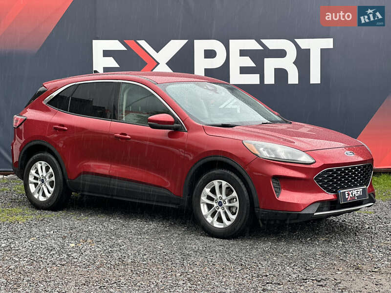 Позашляховик / Кросовер Ford Escape 2020 в 