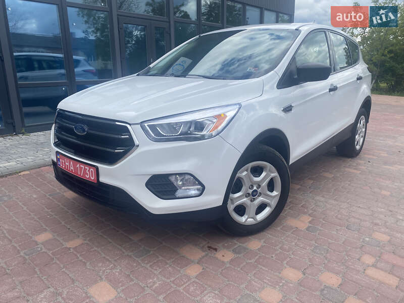 Внедорожник / Кроссовер Ford Escape 2019 в 