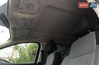 Внедорожник / Кроссовер Ford Escape 2016 в 