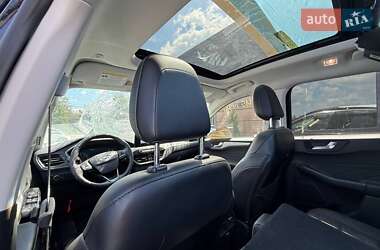Внедорожник / Кроссовер Ford Escape 2022 в 