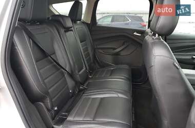 Позашляховик / Кросовер Ford Escape 2018 в 