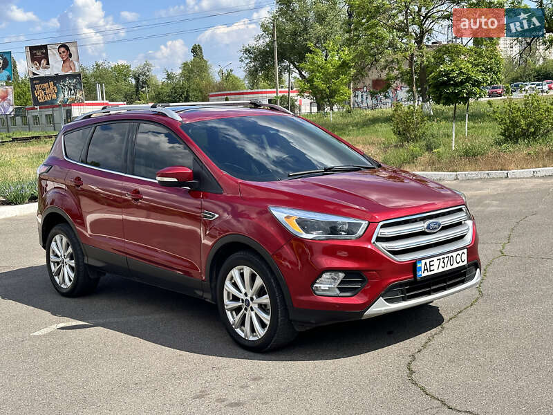 Позашляховик / Кросовер Ford Escape 2017 в Кривому Розі