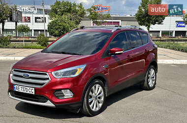 Внедорожник / Кроссовер Ford Escape 2017 в 