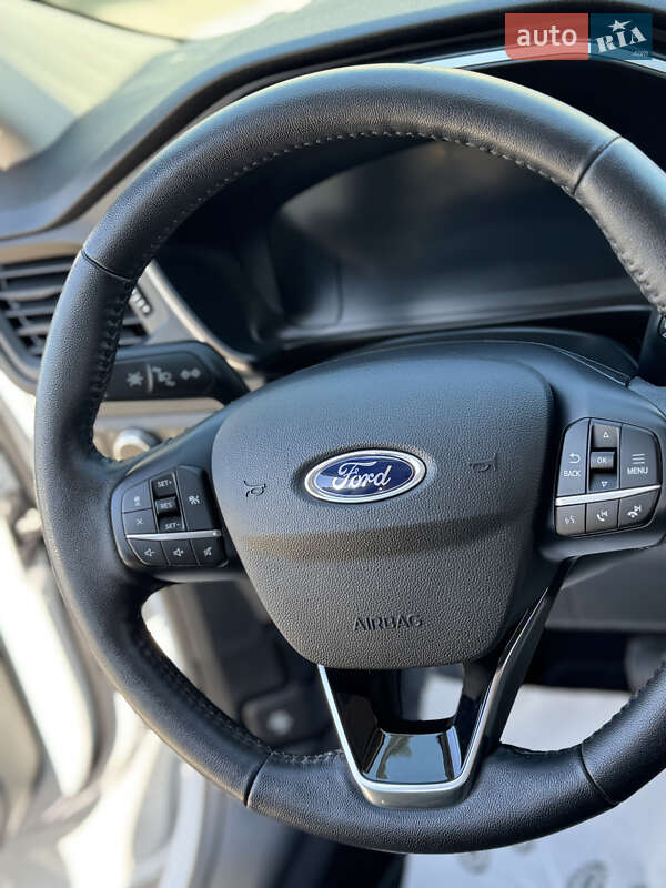 Внедорожник / Кроссовер Ford Escape 2020 в Хмельницком
