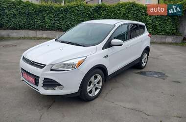 Позашляховик / Кросовер Ford Escape 2015 в Києві