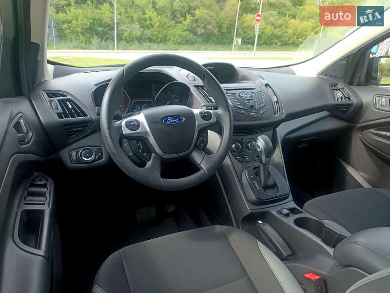 Внедорожник / Кроссовер Ford Escape 2014 в Тернополе