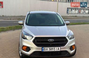 Внедорожник / Кроссовер Ford Escape 2019 в 