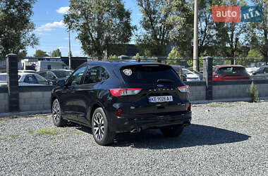 Внедорожник / Кроссовер Ford Escape 2020 в 