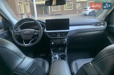 Внедорожник / Кроссовер Ford Escape 2023 в 