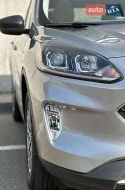 Позашляховик / Кросовер Ford Escape 2022 в 