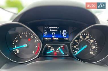Внедорожник / Кроссовер Ford Escape 2017 в 