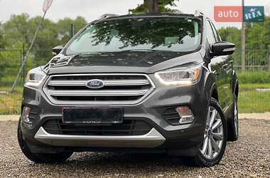 Внедорожник / Кроссовер Ford Escape 2017 в 