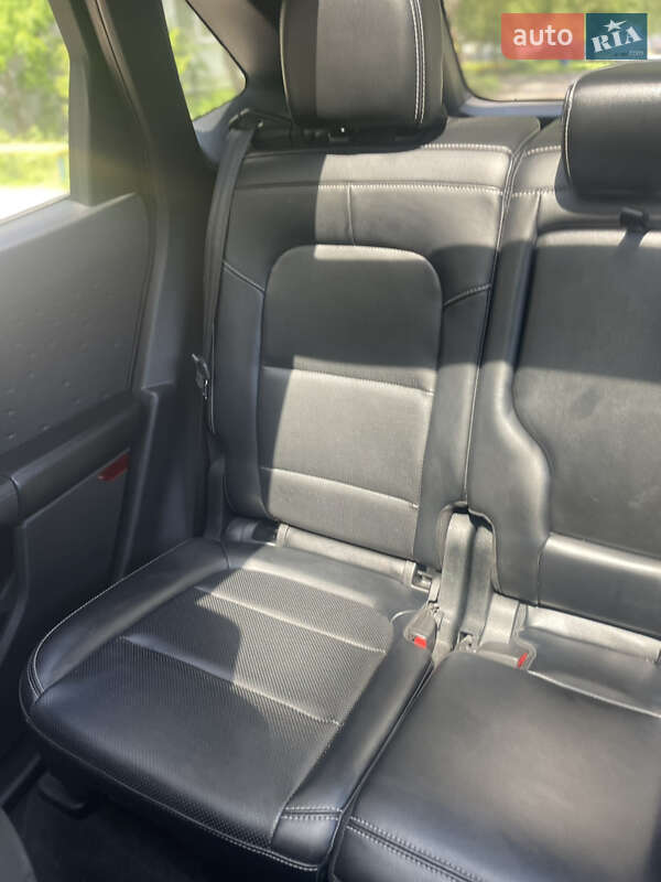 Позашляховик / Кросовер Ford Escape 2019 в Харкові