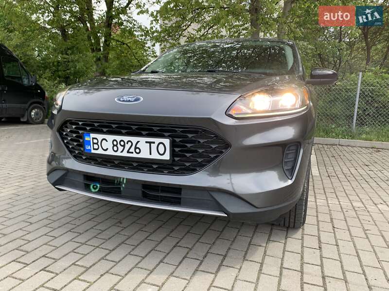 Внедорожник / Кроссовер Ford Escape 2020 в Львове