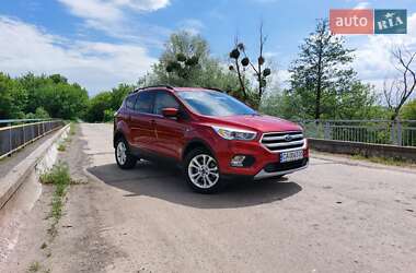 Позашляховик / Кросовер Ford Escape 2017 в 