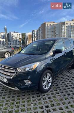 Внедорожник / Кроссовер Ford Escape 2018 в Львове