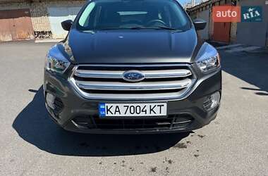 Внедорожник / Кроссовер Ford Escape 2019 в Киеве