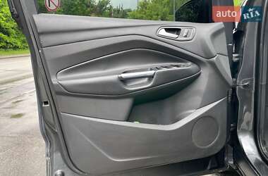 Внедорожник / Кроссовер Ford Escape 2014 в 