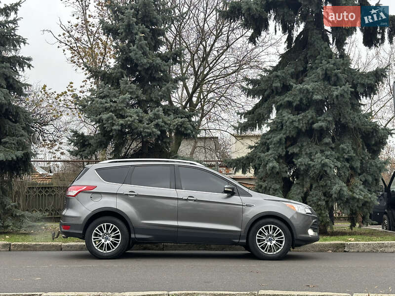 Позашляховик / Кросовер Ford Escape 2013 в Миколаєві