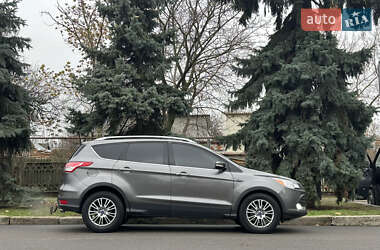 Внедорожник / Кроссовер Ford Escape 2013 в 