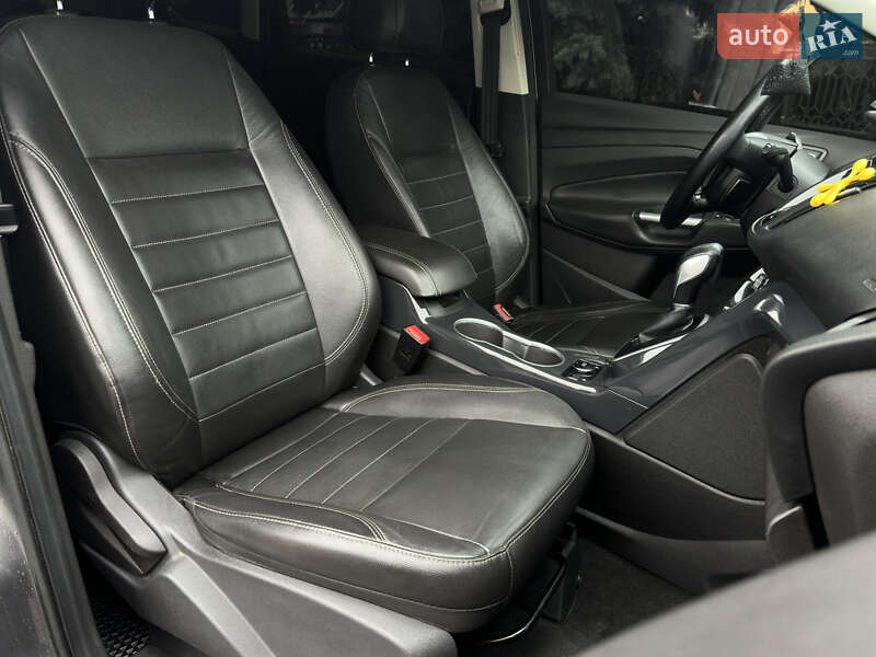 Позашляховик / Кросовер Ford Escape 2013 в Миколаєві