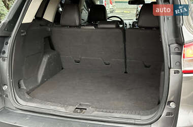 Внедорожник / Кроссовер Ford Escape 2013 в 