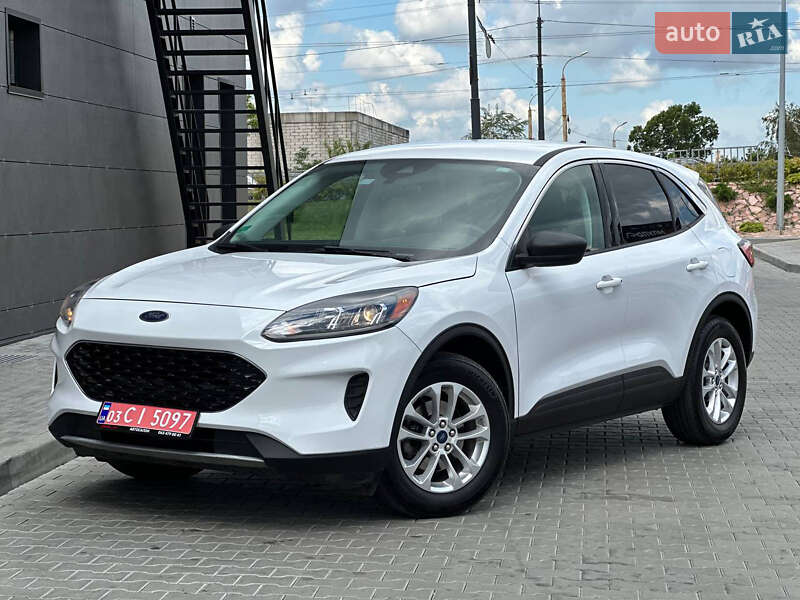 Внедорожник / Кроссовер Ford Escape 2022 в 