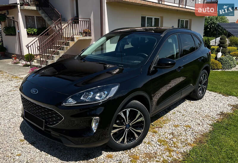 Внедорожник / Кроссовер Ford Escape 2022 в 